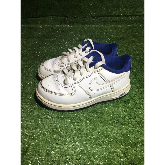 Kids/toddlers Airforces size 9c Nike white/blue leather back to school bts play - Picture 2 of 5